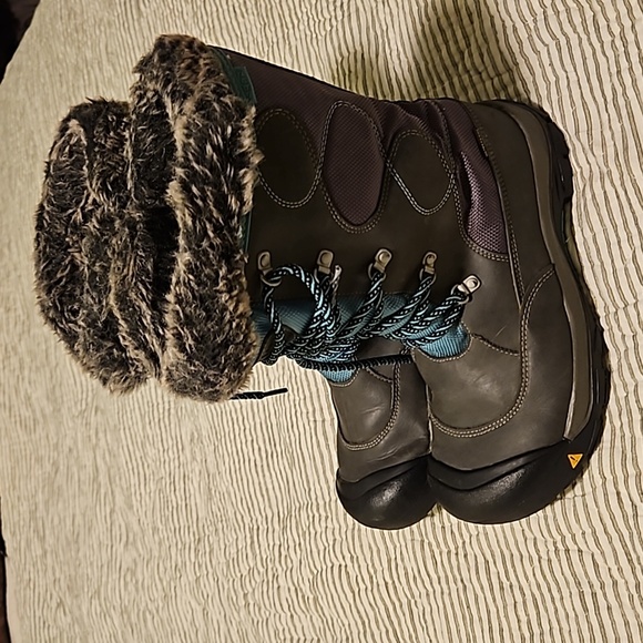 Keen Kelsey Snow Boots sz.6 Blue Gray Rain ski ice warm furry - Picture 1 of 11